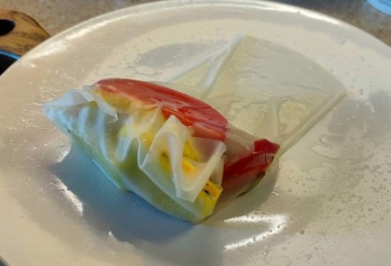 Фото шага рецепта Спрингроллы с овощами 190378 шаг 18  