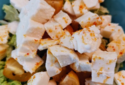 Фото шага рецепта Средиземноморский салат с песто 152650 шаг 6