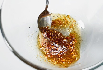 Фото шага рецепта Стейк из тунца с гарниром из брюссельской капусты 30378 шаг 1  