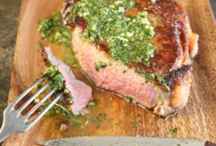 Фото шага рецепта Стейк рибай с соусом Чимичурри 54065 шаг 1  