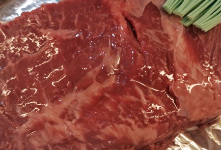 Фото шага рецепта Стейк Black Angus на сковороде 174164 шаг 1  