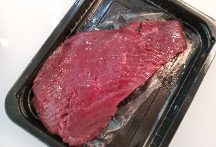 Фото шага рецепта Стейк фланк 189964 шаг 2  