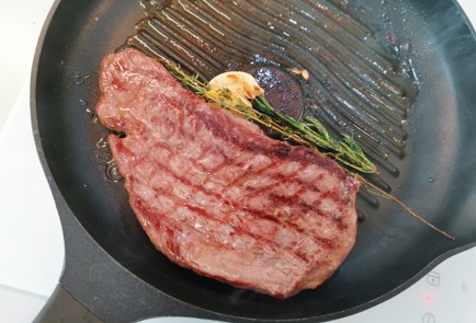 Фото шага рецепта Стейк фланк 189964 шаг 7  