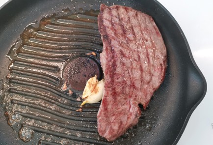 Фото шага рецепта Стейк фланк 189964 шаг 8  