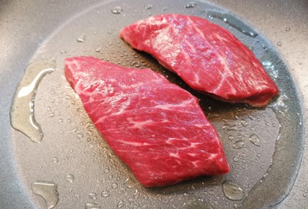 Фото шага рецепта Стейк харуки 188221 шаг 3  