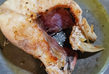 Фото шага рецепта Стейк из амура на сковороде 173959 шаг 4  