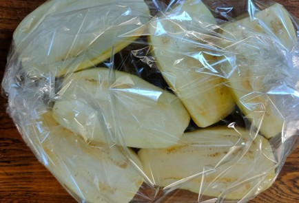 Фото шага рецепта Стейк из баклажан в панировке 189453 шаг 4  