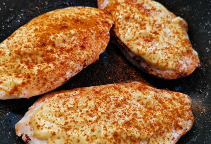 Фото шага рецепта Стейк из куриного филе пофранцузски 174889 шаг 8  