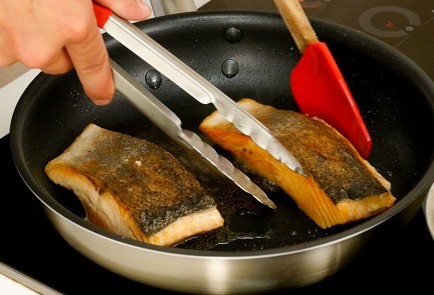 Фото шага рецепта Стейк из лосося в паназиатском стиле 93793 шаг 3