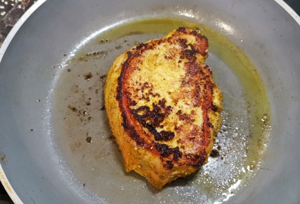 Фото шага рецепта Стейк из свиного карбонада 173683 шаг 5  