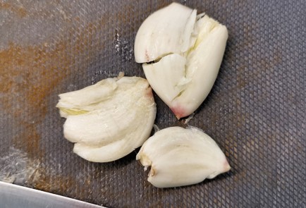 Фото шага рецепта Стейк из свиной шеи на сковороде гриль 153100 шаг 1  