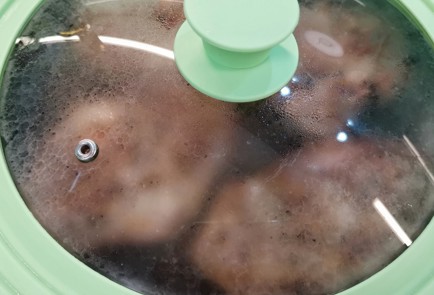 Фото шага рецепта Стейк из свиной шеи пофранцузски 174454 шаг 11  