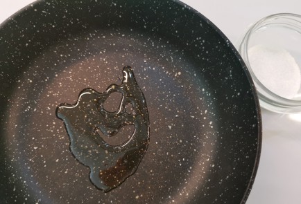 Фото шага рецепта Стейк из свиной шеи 186563 шаг 2  