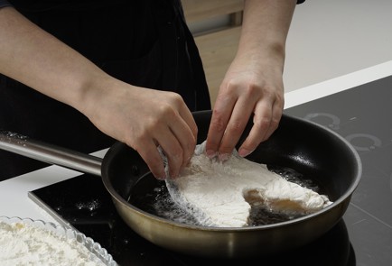 Фото шага рецепта Стейк из зубатки 173339 шаг 6  