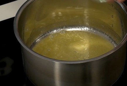 Фото шага рецепта Стейк с перечным соусом 136871 шаг 3