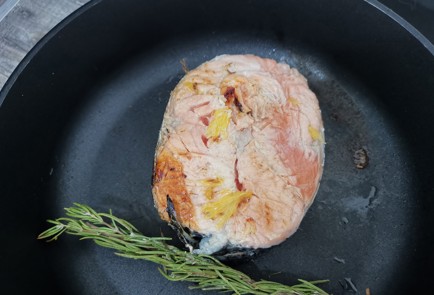 Фото шага рецепта Стейк семги с апельсином 186395 шаг 9  