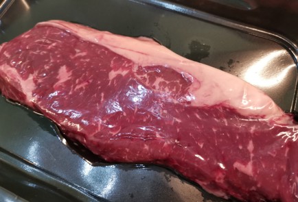 Фото шага рецепта Стейк стриплойн со специями 187105 шаг 1  