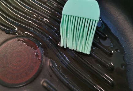 Фото шага рецепта Стейк стриплойн со специями 187105 шаг 2  