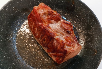 Фото шага рецепта Стейк стриплойн 187834 шаг 5  