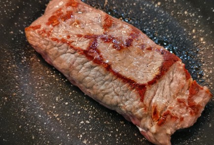 Фото шага рецепта Стейк трайтип 174165 шаг 4  