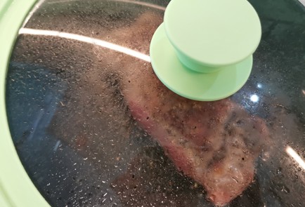 Фото шага рецепта Стейк трайтип 174165 шаг 6  