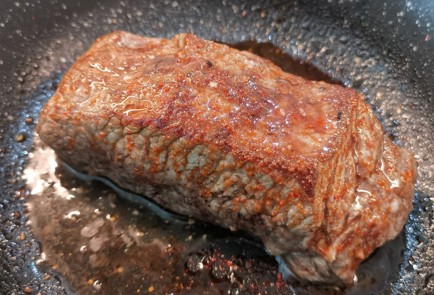 Фото шага рецепта Стейк трайтип 174165 шаг 9  