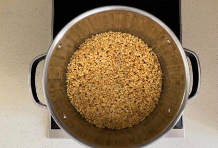 Фото шага рецепта Стейки из филе утки с чечевицей в духовке 173874 шаг 7  