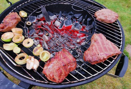 Фото шага рецепта Стейки из говяжьей печени 189465 шаг 12  