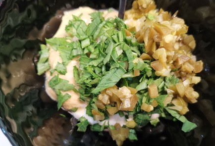 Фото шага рецепта Стейки из грудки индейки в пикантном соусе 175666 шаг 13  