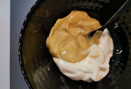 Фото шага рецепта Стейки из грудки индейки в пикантном соусе 175666 шаг 9  