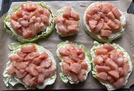 Фото шага рецепта Стейки из капусты 190007 шаг 6  