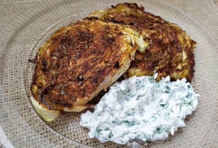 Фото шага рецепта Стейки из молодой капусты 188994 шаг 10  