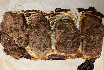 Фото шага рецепта Стейки рибай с чабером 176112 шаг 9