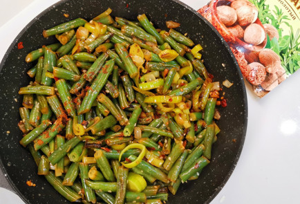 Фото шага рецепта Стручковая фасоль с сыром луком и чесноком 151764 шаг 10  