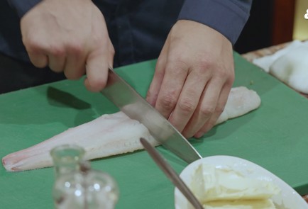 Фото шага рецепта Судак с соусом из белого вина 152741 шаг 12  