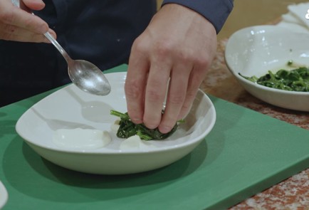 Фото шага рецепта Судак с соусом из белого вина 152741 шаг 18  