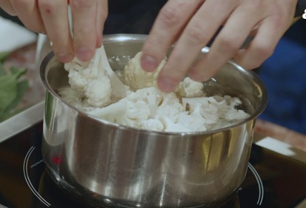 Фото шага рецепта Судак с соусом из белого вина 152741 шаг 2  