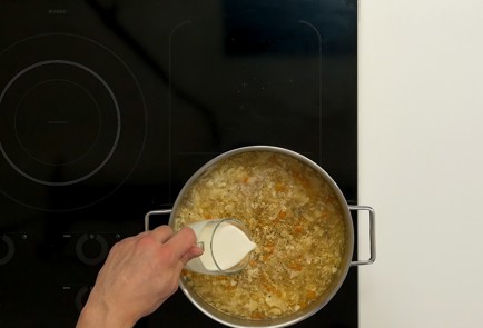 Фото шага рецепта Суп из белокочанной и цветной капусты 36054 шаг 3