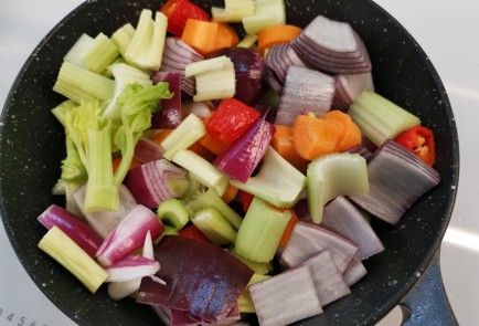 Фото шага рецепта Суп из говядины и квашеной капусты 176221 шаг 4  