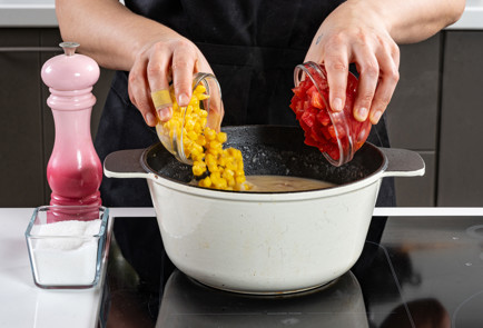 Фото шага рецепта Суп из остатков с праздничного стола 191068 шаг 9  