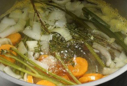 Фото шага рецепта Суп из сладкого перца с печеным чесноком 152996 шаг 7  