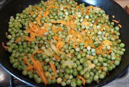 Фото шага рецепта Супкрем из зеленого горошка 189455 шаг 6  