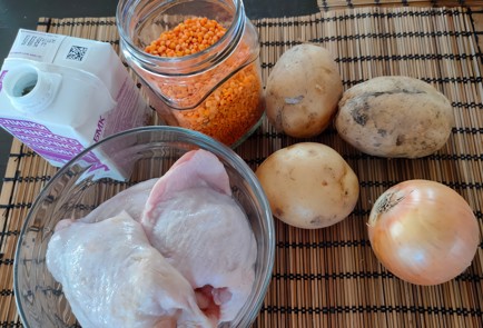 Фото шага рецепта Суп куриный с чечевицей и сливками 174831 шаг 1  