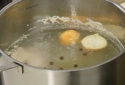 Фото шага рецепта Суп с фрикадельками 126549 шаг 1  