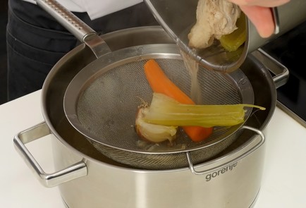 Фото шага рецепта Суп с фрикадельками 126549 шаг 4  