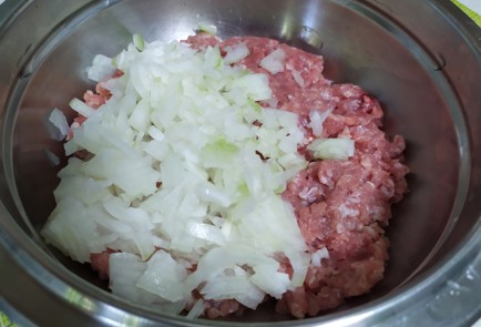 Фото шага рецепта Суп с фрикадельками 190089 шаг 1  