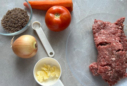 Фото шага рецепта Суп с фрикадельками 190542 шаг 1  