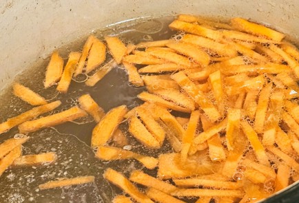 Фото шага рецепта Суп с галушками 189257 шаг 7