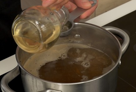 Фото шага рецепта Суп с собой шпинатом и тофу 29615 шаг 2  