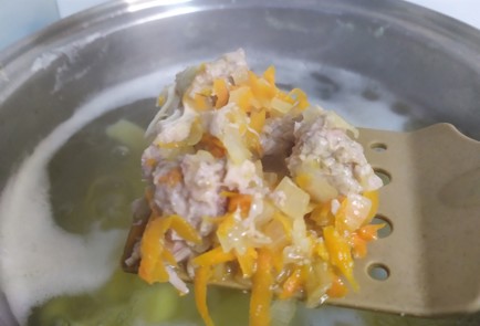 Фото шага рецепта Суп с тушенкой 190708 шаг 7  